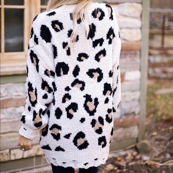 LAST ONE❗️Distressed Leopard Print Open Cardigan - Picture 5 of 6